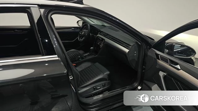 Volkswagen Passat GT (B8) id 4309118 из Кореи 18