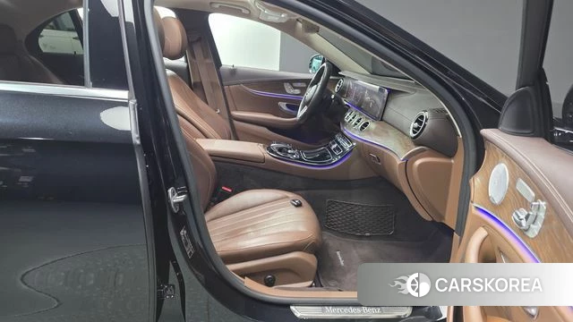 Mercedes-Benz E-Class W213 id 4530268 из Кореи 18