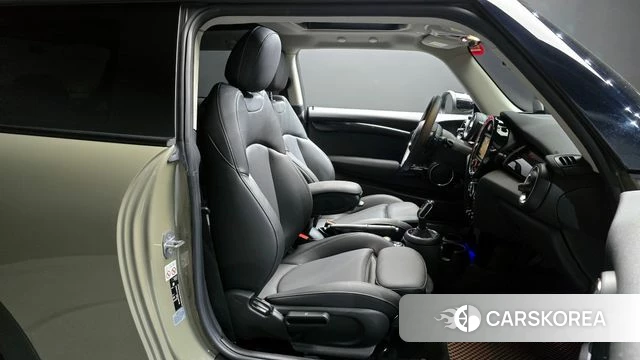 Mini Cooper S id 4345071 из Кореи 18