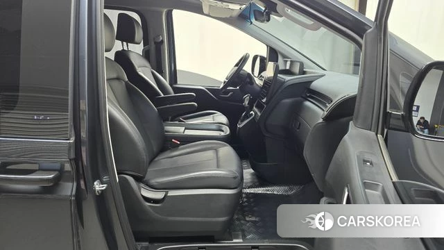 Hyundai Staria id 4282677 из Кореи 18