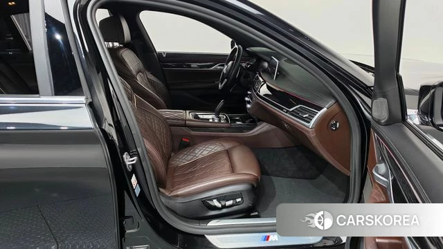 BMW 7 Series (G11) id 4746499 из Кореи 18