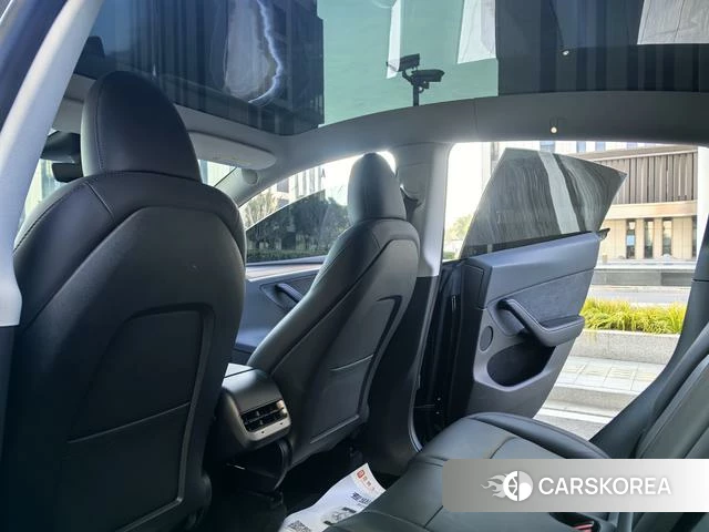 Tesla Model Y id 4205777 из Китая 18