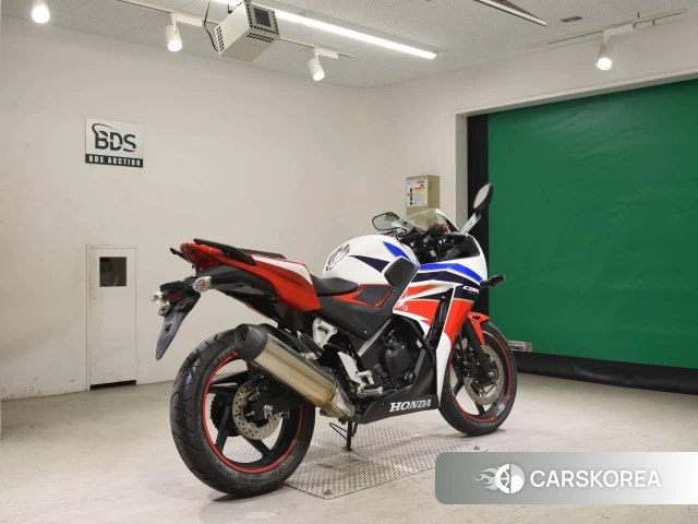 Проданный Honda CBR250R 2016 из Японии, фото 2