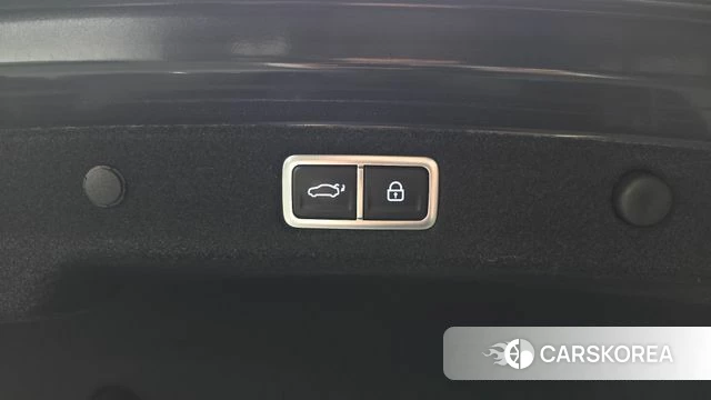 Hyundai Grandeur (GN7) id 4382202 из Кореи 18