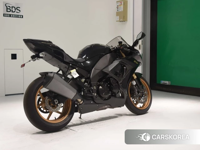 Проданный Kawasaki ZX-10R NINJA 2011 из Японии, фото 2