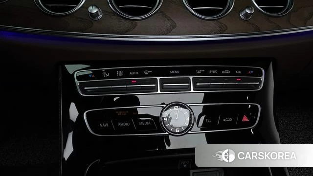 Mercedes-Benz E-Class W213 id 4662488 из Кореи 18