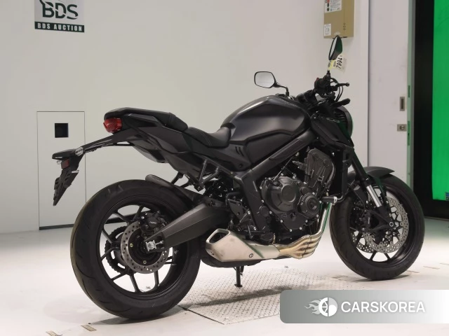 Проданный Honda CB650R 2024 из Японии