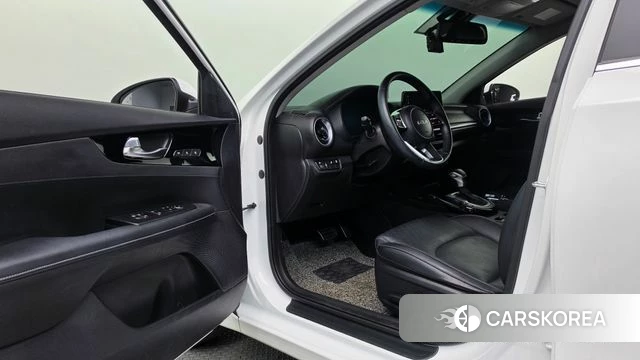 Kia The New K3 2nd generation id 4898722 из Кореи 18