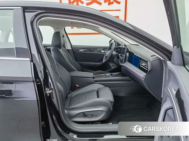Volkswagen Magotan id 3993384 из Китая 18