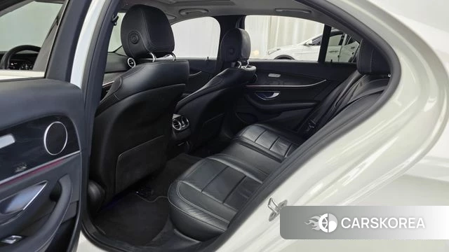 Mercedes-Benz E-Class W213 id 4642799 из Кореи 18