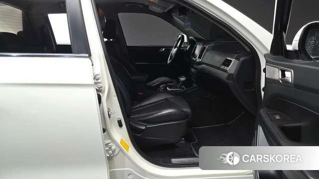 Ssangyong Rexton Sports id 4384710 из Кореи 18