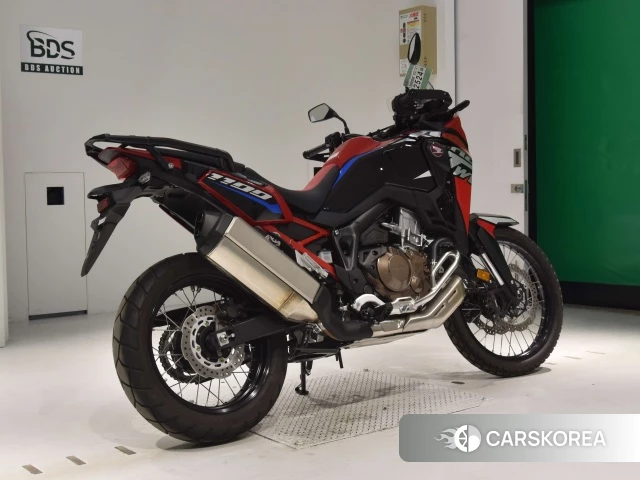 Проданный Honda CRF1100L AFRICA TWIN 2023 из Японии, фото 2