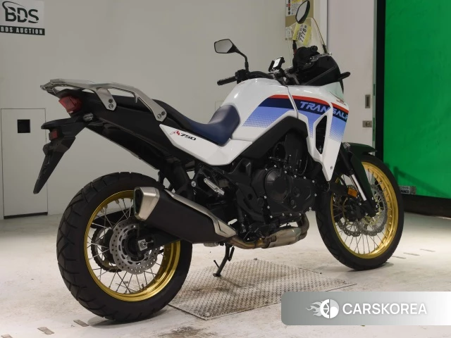 Проданный Honda TRANSALP XL750 2023 из Японии, фото 2