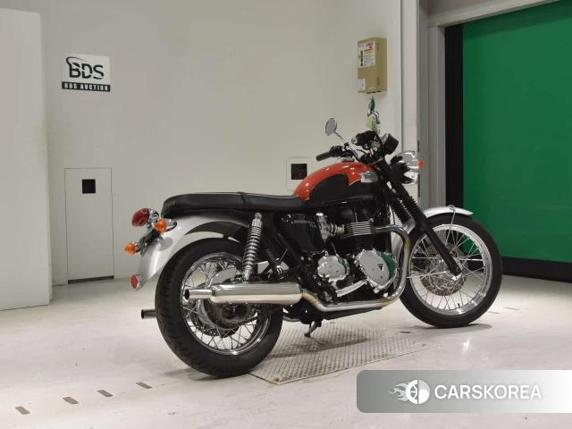 Проданный Triumph BONNEVILLE T100 2016 из Японии, фото 2