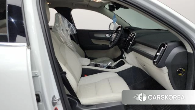Volvo XC40 id 4533741 из Кореи 18