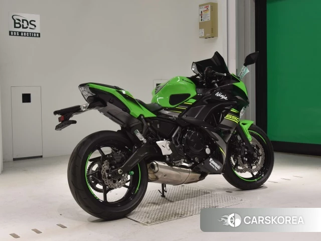 Проданный Kawasaki NINJA 650 2018 из Японии, фото 2