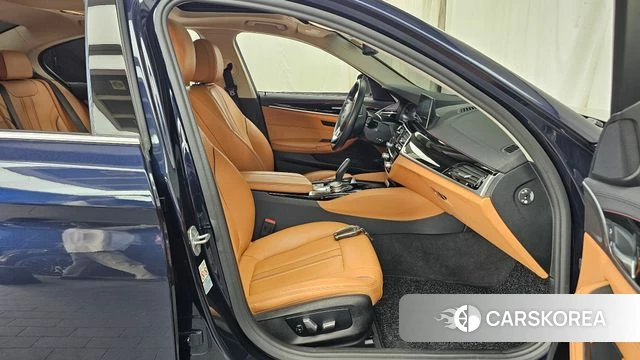 BMW 5 Series (G30) id 4785403 из Кореи 18