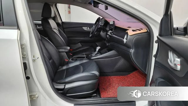 Kia Come New K3 id 4225582 из Кореи 18