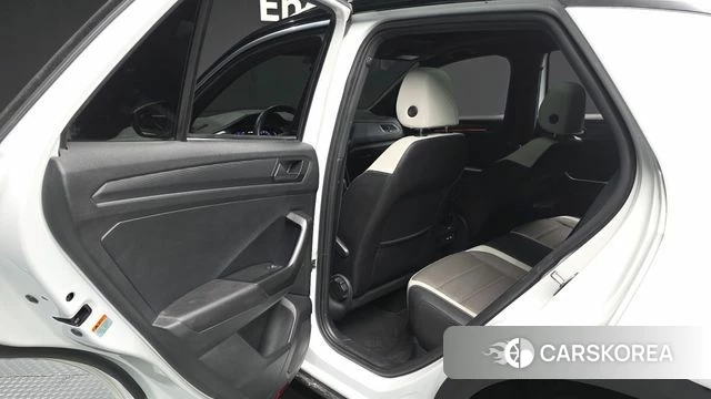 Volkswagen T-Roc id 4501097 из Кореи 18