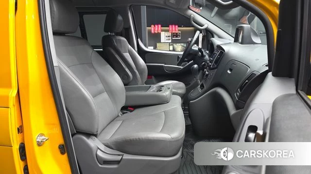 Hyundai The New Grand Starex id 4907766 из Кореи 18
