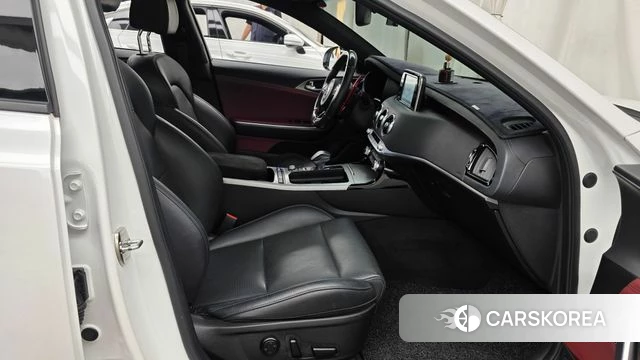 Kia Stinger id 4837181 из Кореи 18