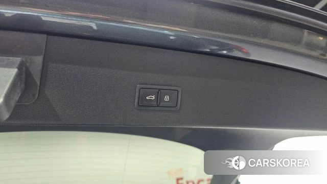 Audi e-Tron id 4231602 из Кореи 18