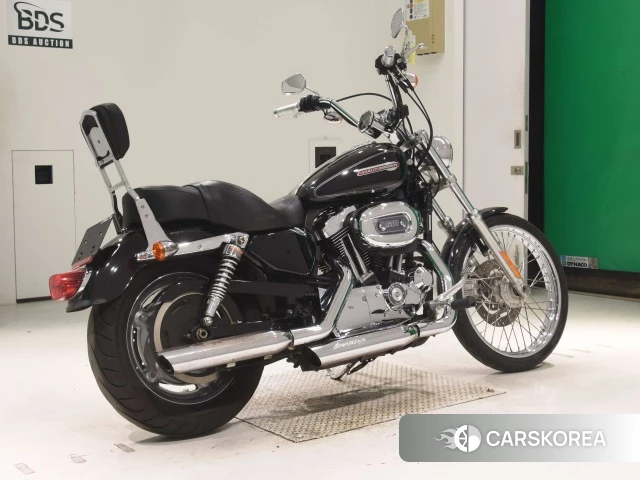 Проданный Harley-Davidson Sportster XL1200C 2010 из Японии