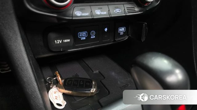 Hyundai Veloster (JS) id 4525210 из Кореи 18
