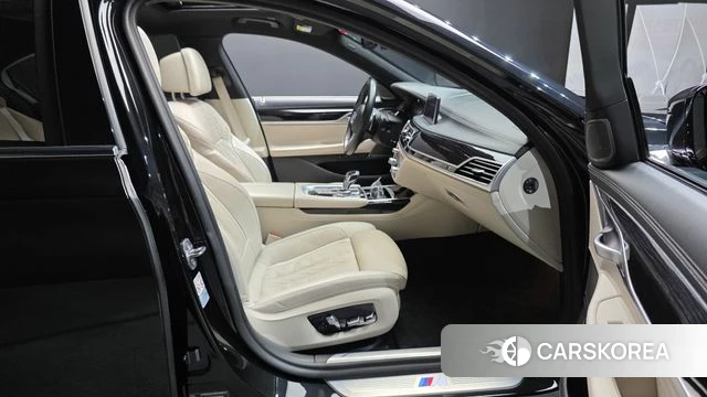 BMW 7 Series (G11) id 4542724 из Кореи 18