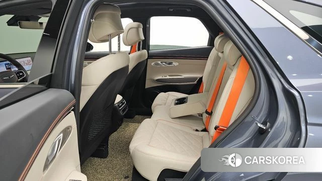 Genesis GV70 id 4767463 из Кореи 18