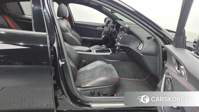 Kia Stinger Meister id 4942134 из Кореи 18