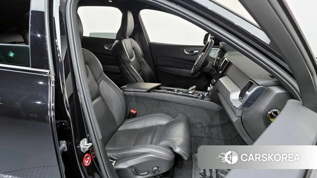 Volvo XC60 second Generation id 4376475 из Кореи 18