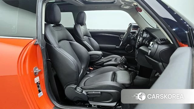 Mini Cooper S id 4384147 из Кореи 18