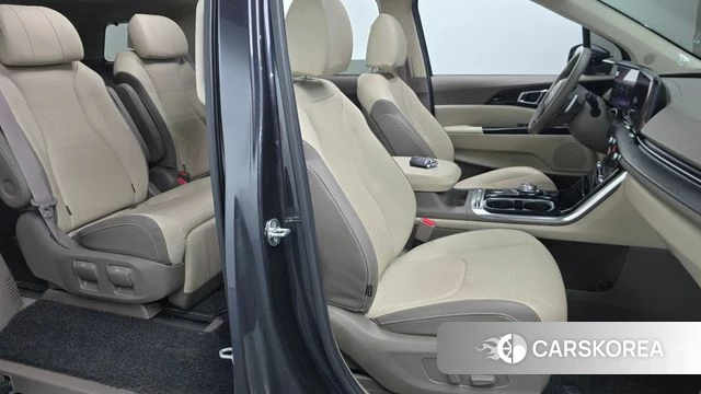 Kia Carnival 4th generation id 4518631 из Кореи 18