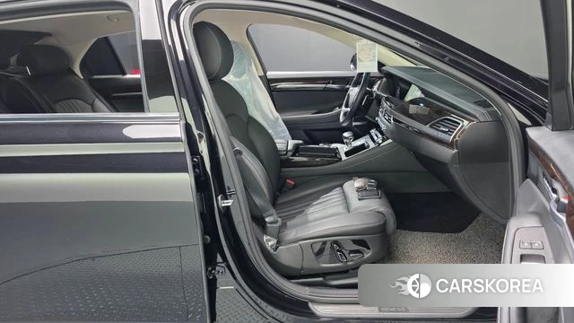 Genesis G90 id 4482410 из Кореи 18