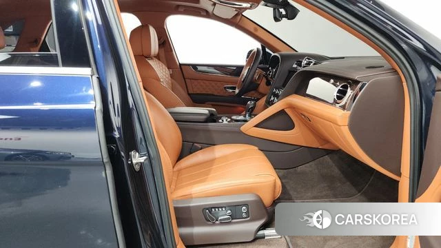Bentley Bentayga id 4701689 из Кореи 18