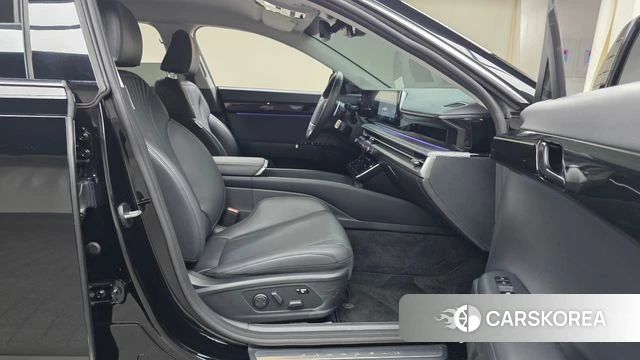 Hyundai Grandeur (GN7) id 4579654 из Кореи 18