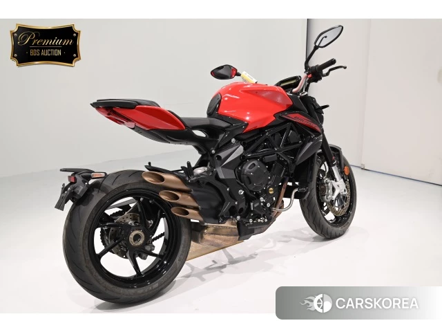 Проданный MV AGUSTA BRUTALE 800 id 4174262 из Японии, фото 2