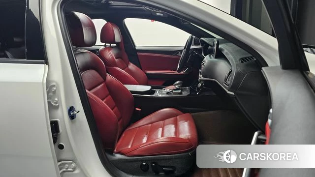 Kia Stinger id 4403635 из Кореи 18