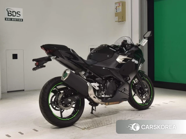 Проданный Kawasaki NINJA 400 2021 из Японии, фото 2