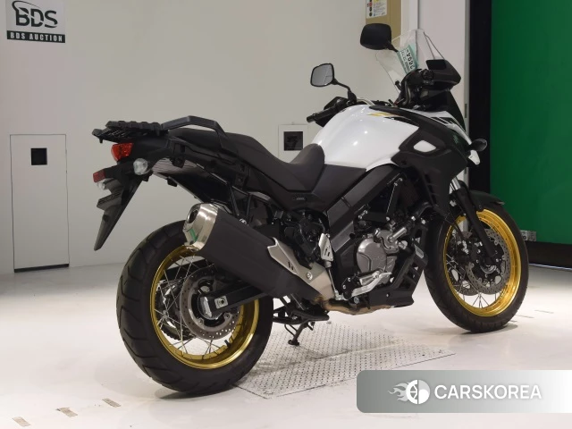 Проданный Suzuki V-STROM 650 XT 2022 из Японии, фото 2