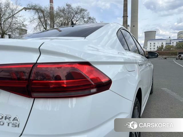 Volkswagen Bora id 4263239 из Китая 18