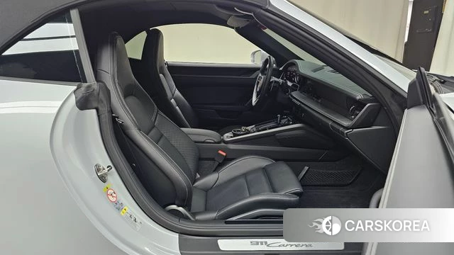 Porsche 911(992) id 4700993 из Кореи 18
