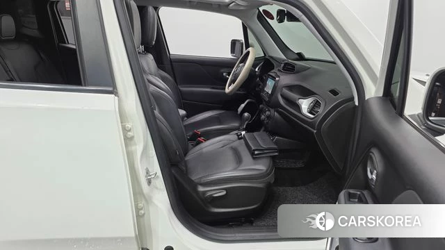 Jeep Renegade id 4574480 из Кореи 18