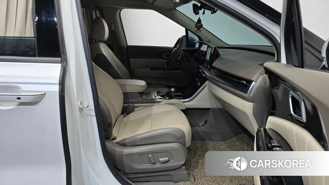 Kia Carnival 4th generation id 4764096 из Кореи 18