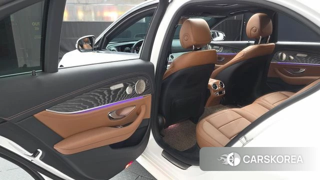 Mercedes-Benz E-Class W213 id 4396557 из Кореи 18