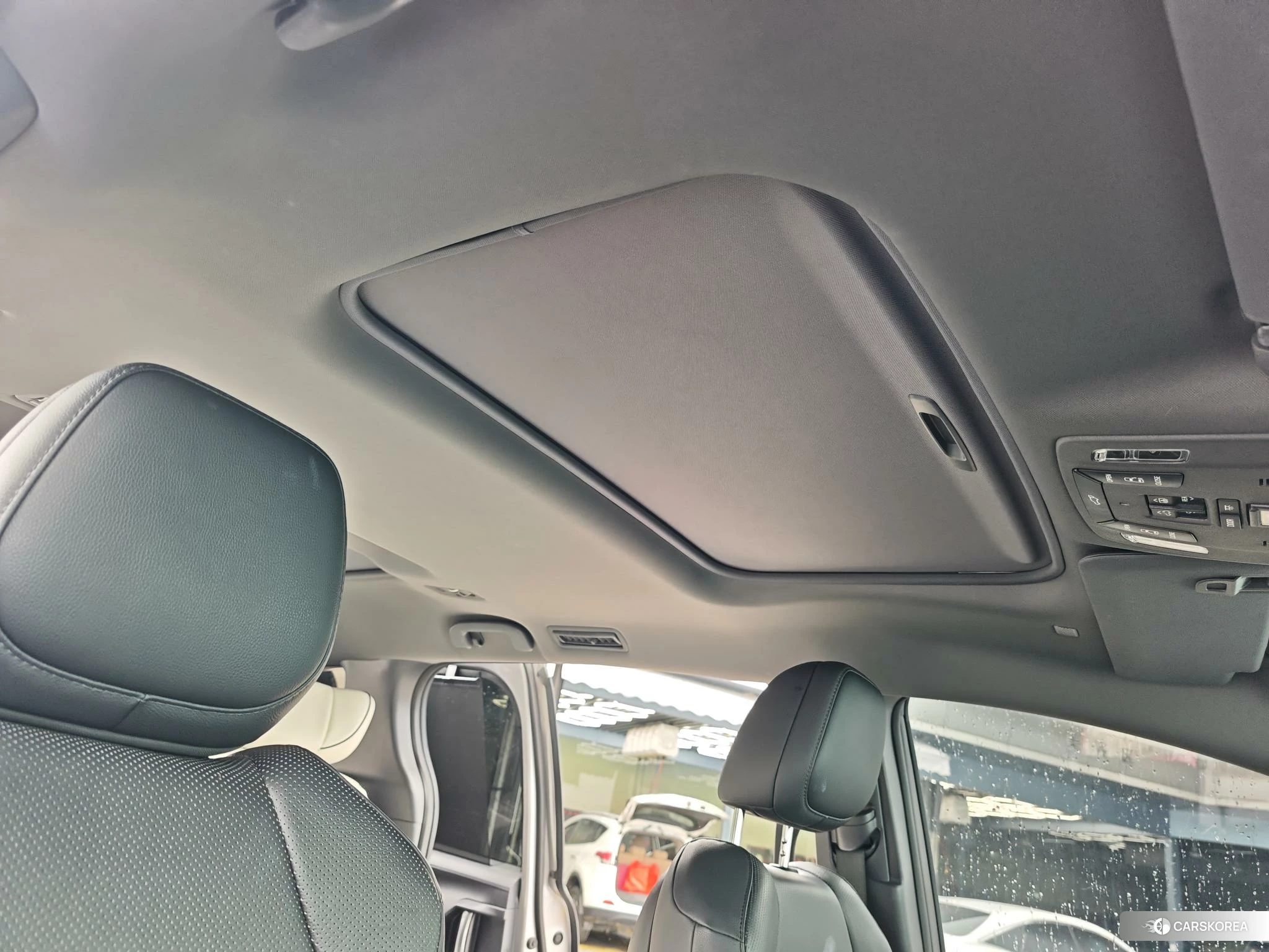 Toyota Granvia id 4514914 из Китая 18