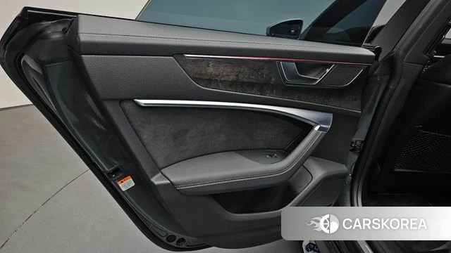 Audi A7 (4K) id 4187676 из Кореи 18