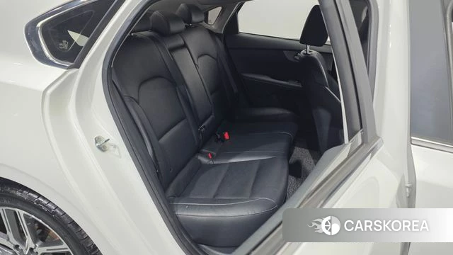 Kia Come New K3 id 4202741 из Кореи 18