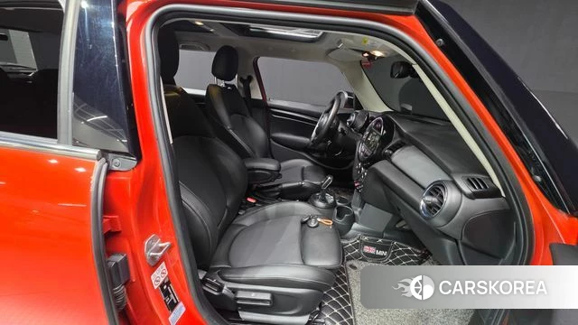Mini Cooper id 4651339 из Кореи 18